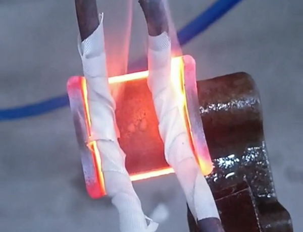 中頻感應(yīng)加熱與高頻感應(yīng)加熱的區(qū)別?