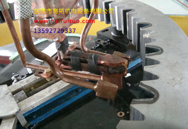 時代在進步高頻淬火機床也跟上時代的步伐