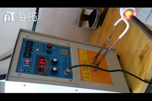 高頻加熱機(jī)對(duì)鋸片齒牙加熱淬火處理