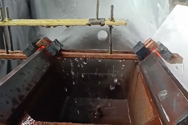 �C����܉����ø��l����O��