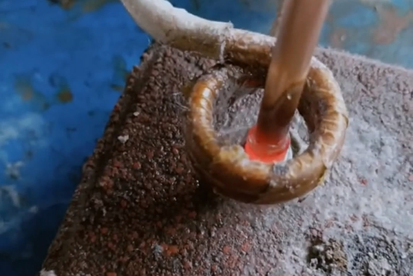 異種金屬釬焊,高頻焊機(jī)實(shí)現(xiàn)銅管與鐵管焊接