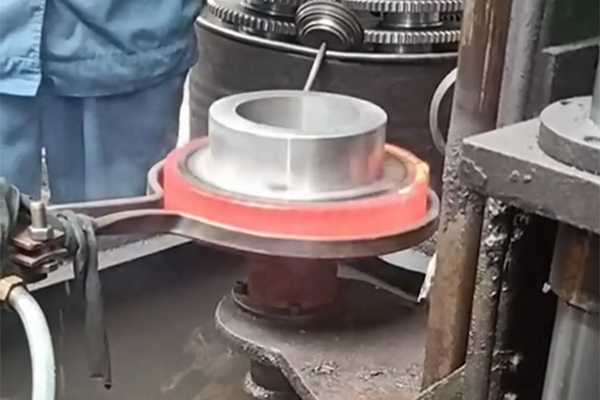 超音頻淬火設(shè)備-感應(yīng)淬火機(jī)床-齒輪淬火熱處理