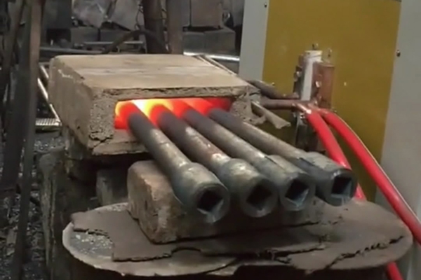 超音頻感應加熱設備管棒端頭感應加熱機