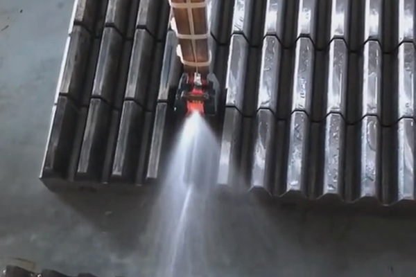 大模數(shù)齒條淬火加工;單齒高頻淬火熱處理