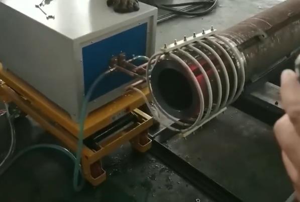 感應加熱設備加熱使口徑擴大來實現熱套,熱裝配