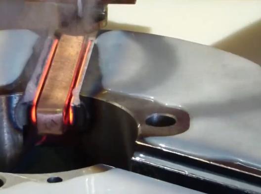 高頻數(shù)控淬火機(jī)床-卡盤感應(yīng)淬火