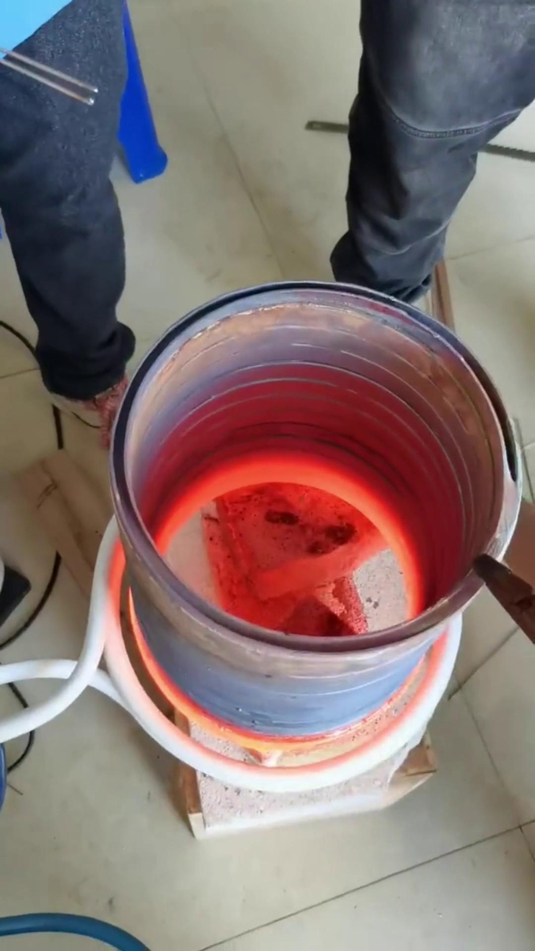 還有人問你們的高頻機能不能焊接更大直徑的銅管,那么這個應(yīng)該足夠大了吧高頻焊接機