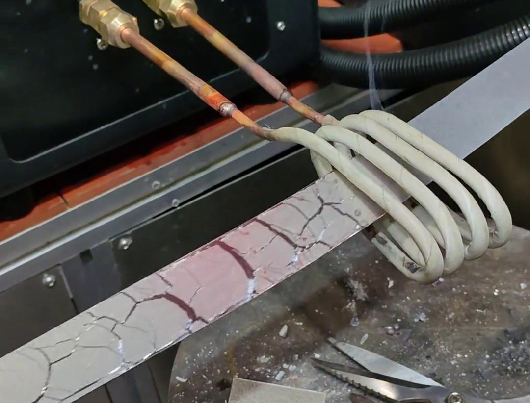 高頻機應用于鋼片鋼帶連續在線退火,可以實現高效、環保的退火處理