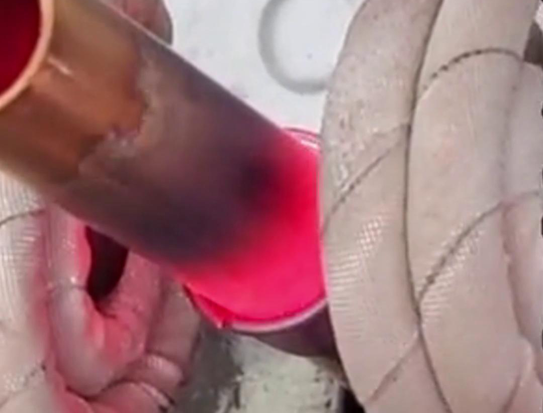 手持式高頻機(jī)焊接銅管，U 型開(kāi)口線圈焊接，輕松搞定！