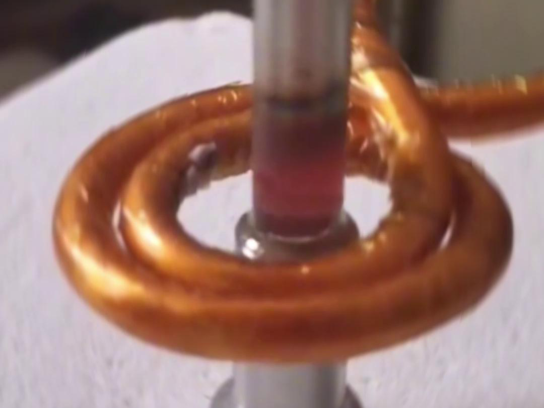 手持式高頻機焊接不銹鋼管具有高效、便捷、操作簡單