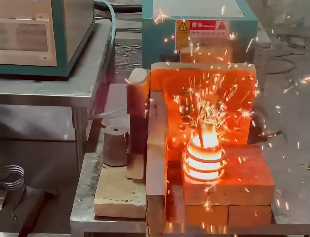 小型高頻熔煉爐可以熔煉什么金屬?