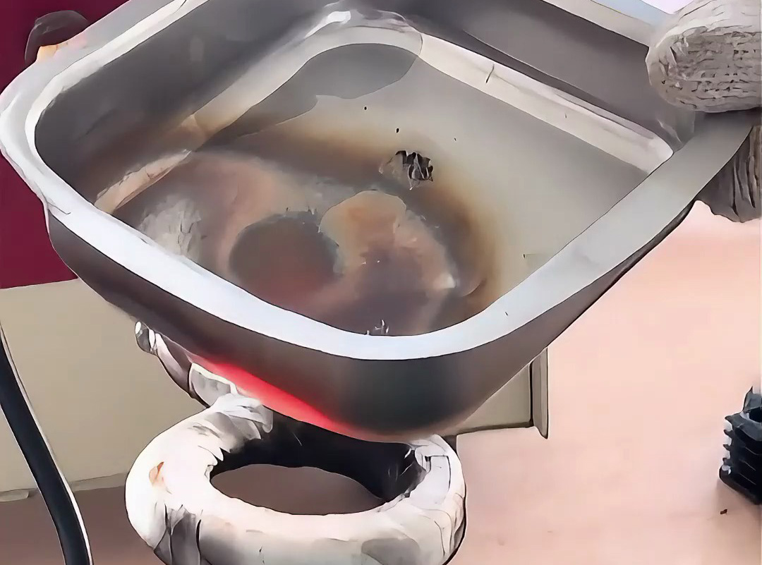 高頻退火可消除加工應(yīng)力，防止變形和開裂，同時(shí)提升表面光潔度和耐腐蝕性